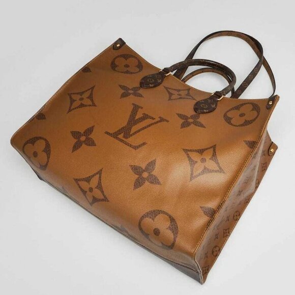 Louis Vuitton Monogram Giant Reverse Canvas Onthego GM Tote Bag - Picture 3 of 12